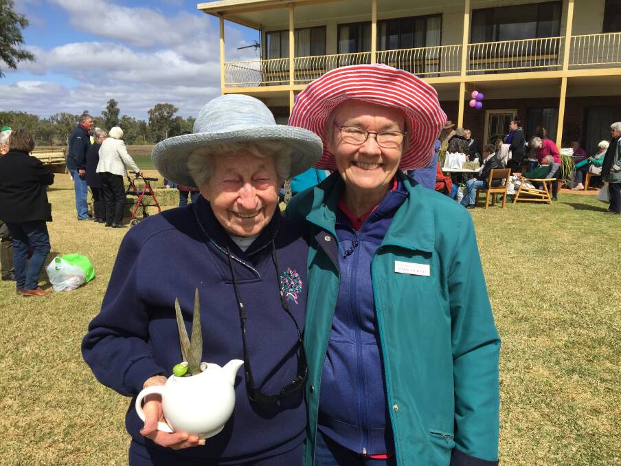 SUPPORTIVE RESIDENTS: May McArdle and Marie Murphy at the Garden Club open day. 