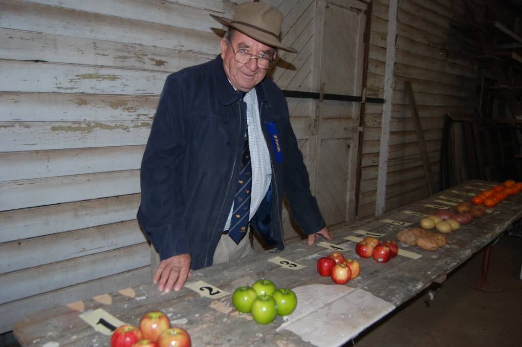 Judging fruit and vegies and tutoring young judges was Tom's forte' for more than 40 years.
