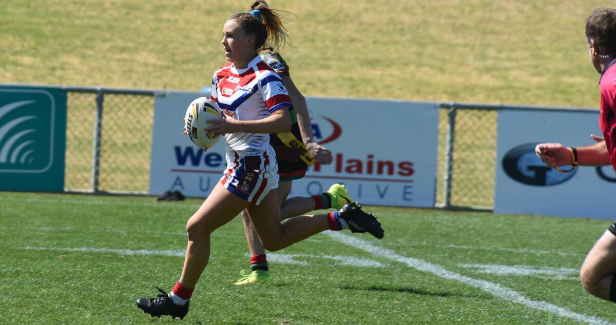 CATS TO AIM UP: Speedy Spacecats gun Paige Hay will be a key player for the Parkes girls when they take on undefeated Group 10 premiers Bathurst St Pat's in Sunday's Western Premiers Challenge. Photo: AMY McINTYRE