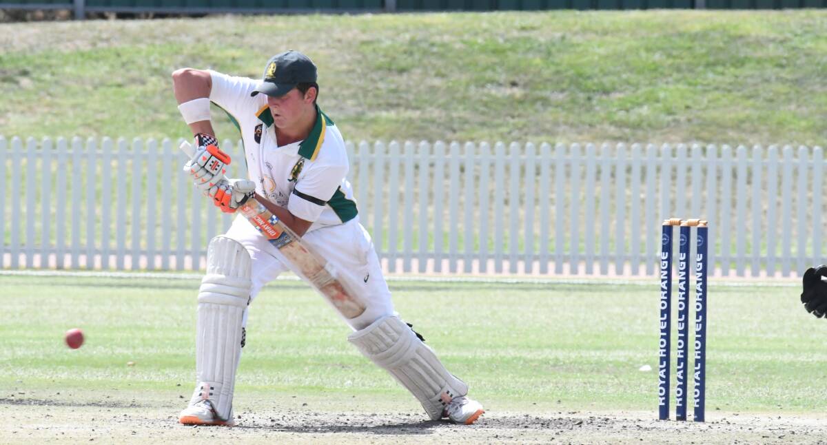 IN FORM: Ben Mitchell spent plenty of time out in the middle during Bathurst's clash with Orange at Wade Park on Sunday. Photo: CARLA FREEDMAN