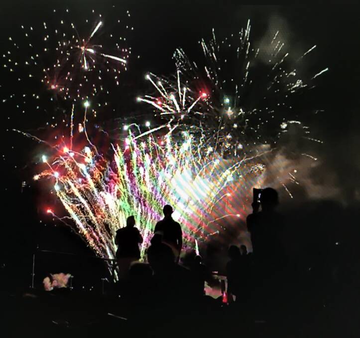 NEW YEAR WELCOMED: Dubbo Show Society New Year's Eve fireworks. Photo: JOHN DOHERTY. 