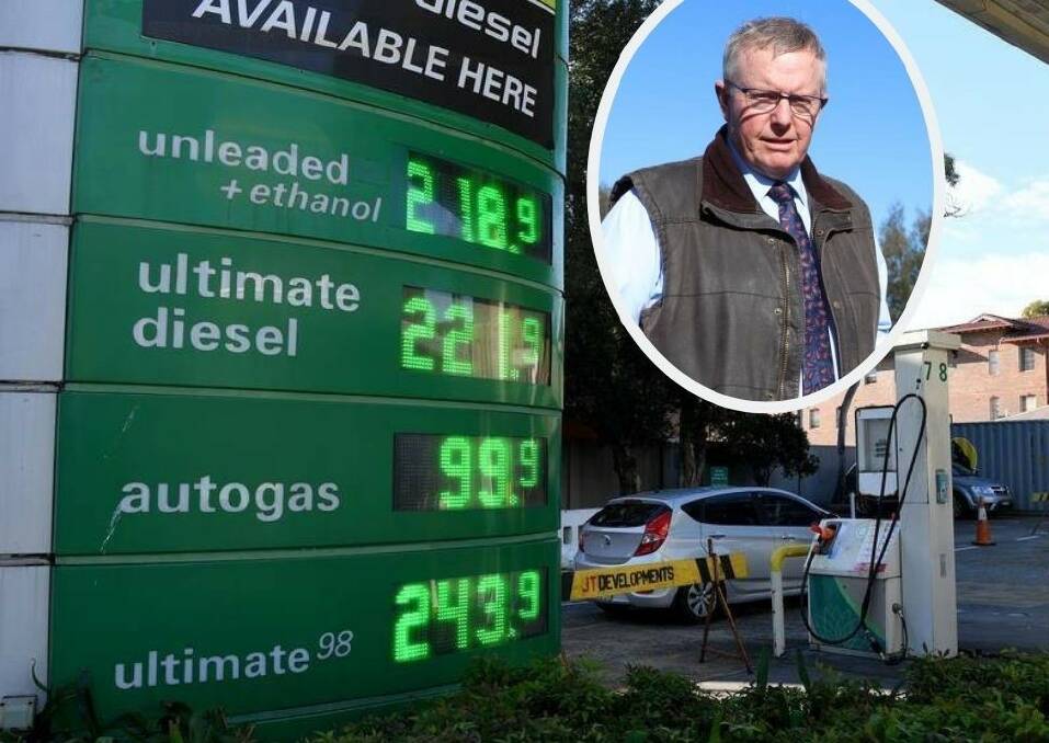 Parkes MP Mark Coulton is urging caution against the government making a quick decision of cutting the fuel excise. Photo: FILE