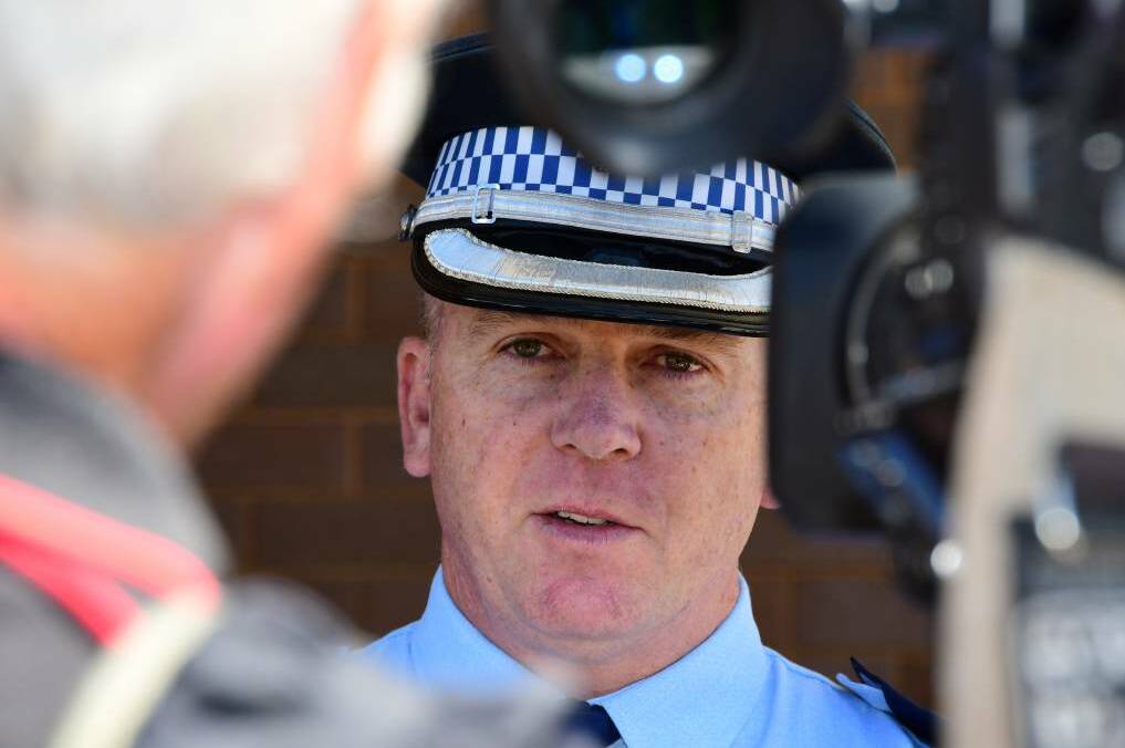 Orana Mid-Western Police District superintendent Peter McKenna is recovering after glassing at a pub in Dubbo. Photo: FILE