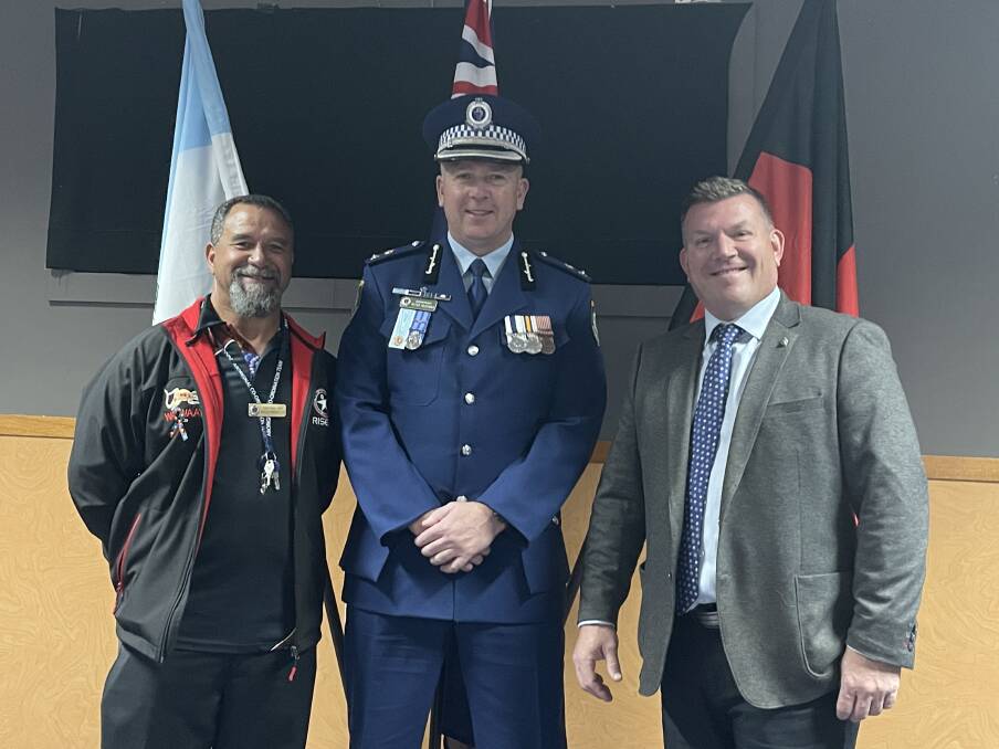 Dubbo MP Dugald Saunders (right) with Willie Middleton and former Orana Mid-Western Police District commander Peter McKenna, who created Project Walwaay. Photo: CONTRIBUTED