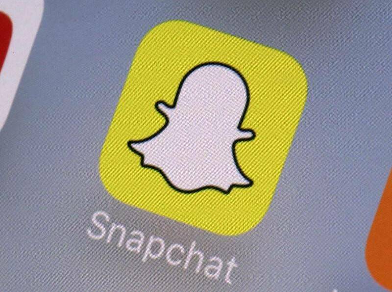 Cobar man who sent intimate images of Tinder match on Snapchat has sentence slashed