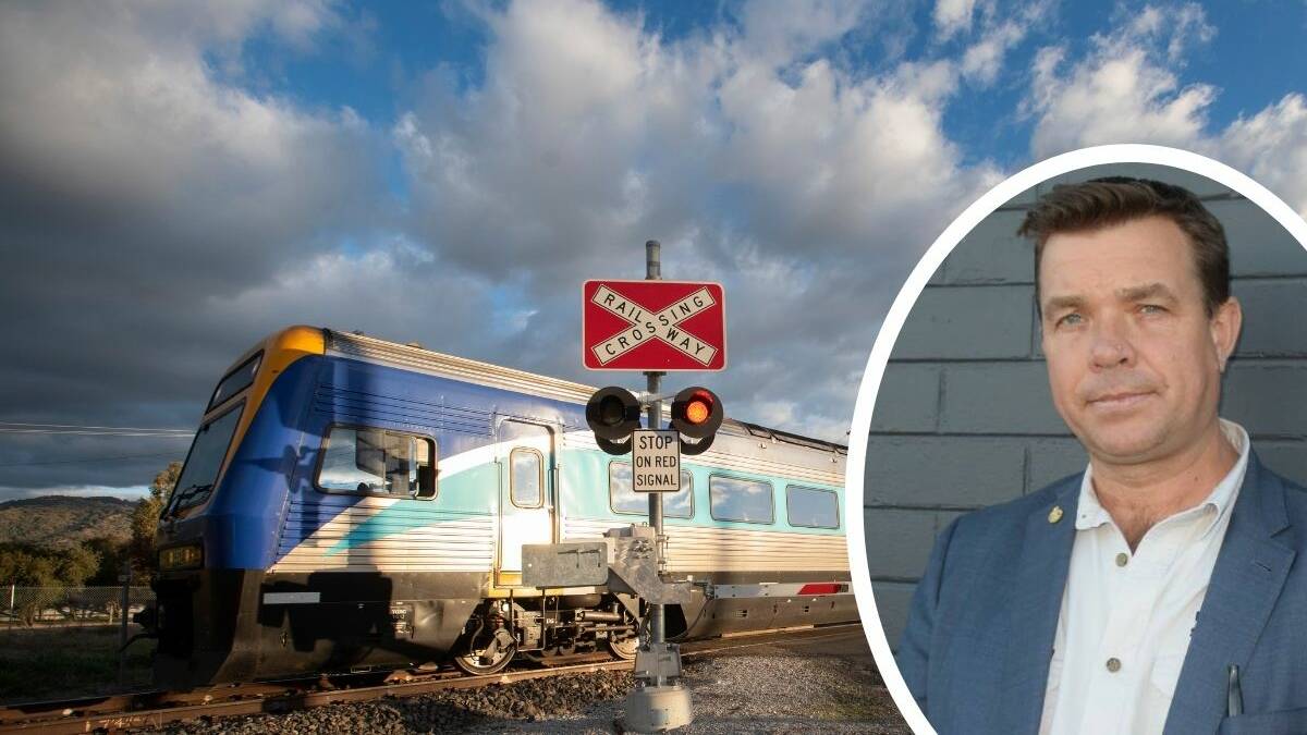 The loss of rail jobs across the Country Regional Network when UGL Regional Linx take over is hypocrisy, says Barwon MP Roy Butler. Photo: PETER HARDIN / FILE 