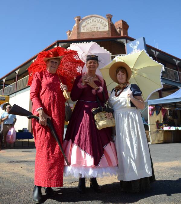 COSTUME: Cathy Grifiths, Lorraine Carney and Lyn Simms of Lachlan Living History Group featured in the annual re-enactment. Photo: ELOUISE HAWKEY