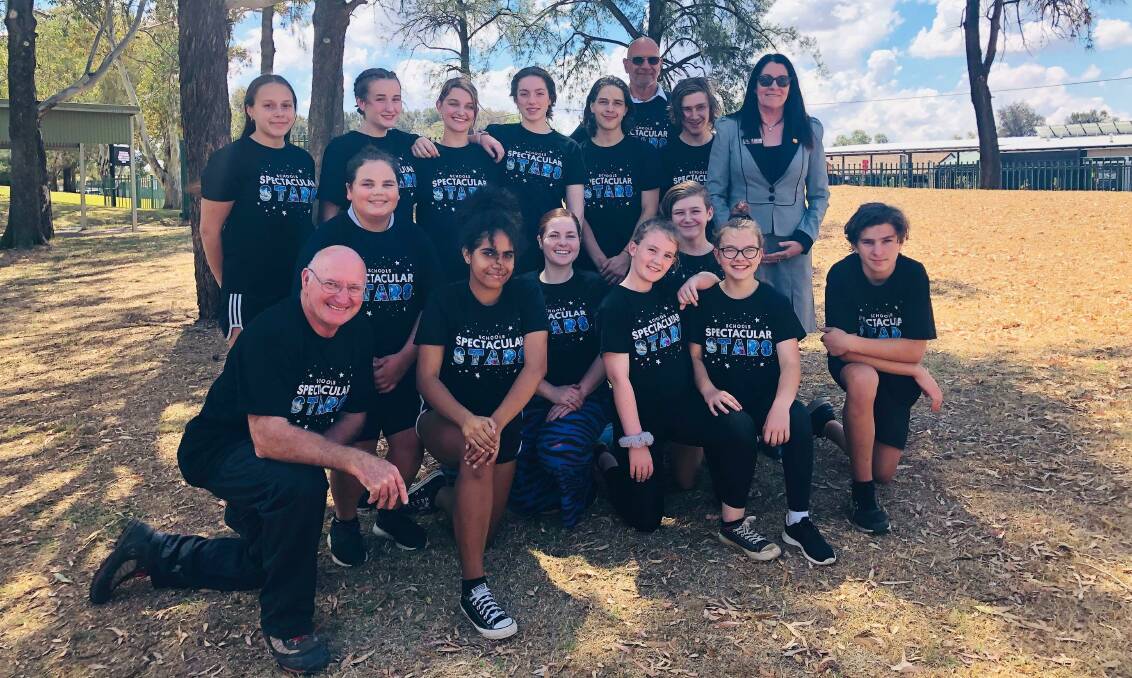 Hard work: Dubbo students and their mentors who starred in Circus West at the 2019 School Spectacular held last weekend.