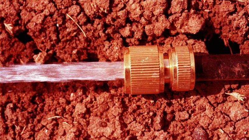 Parched: Dubbo residents will have to implement water-saving measures in order to meet the new requirements. Photo: File.