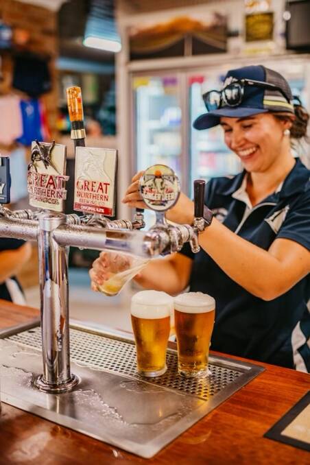 Collie Hotel owner Emily Taylor pours some beers. Picture by Kirsty Fisher Photography