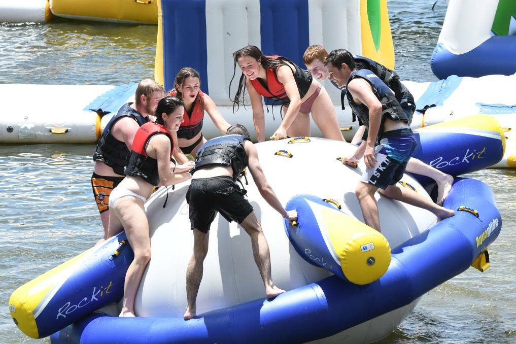 SUMMER FUN: The Bathurst Aqua Park was a hit with locals and tourists last year, drawing thousands of customers to Ben Chifley Dam.