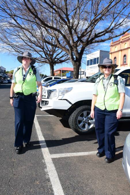 FOLLOW THE RULES: Dubbo Regional Council parking officers Ruth Hand and Cushla Flynn will be patrolling the parking across the local government area. Photo: BELINDA SOOLE