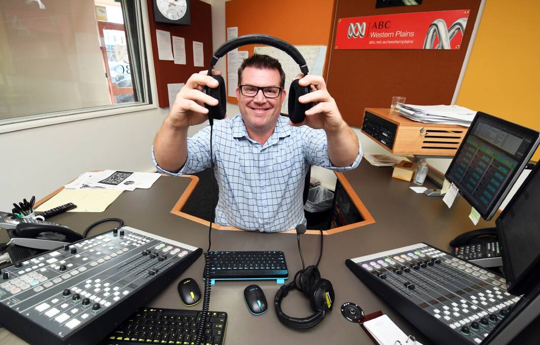 ON THE AIR: Getting up at 4.15am is a challenge but ABC Western Plains presenter Dugald Saunders says he loves his job. Photo: BELINDA SOOLE