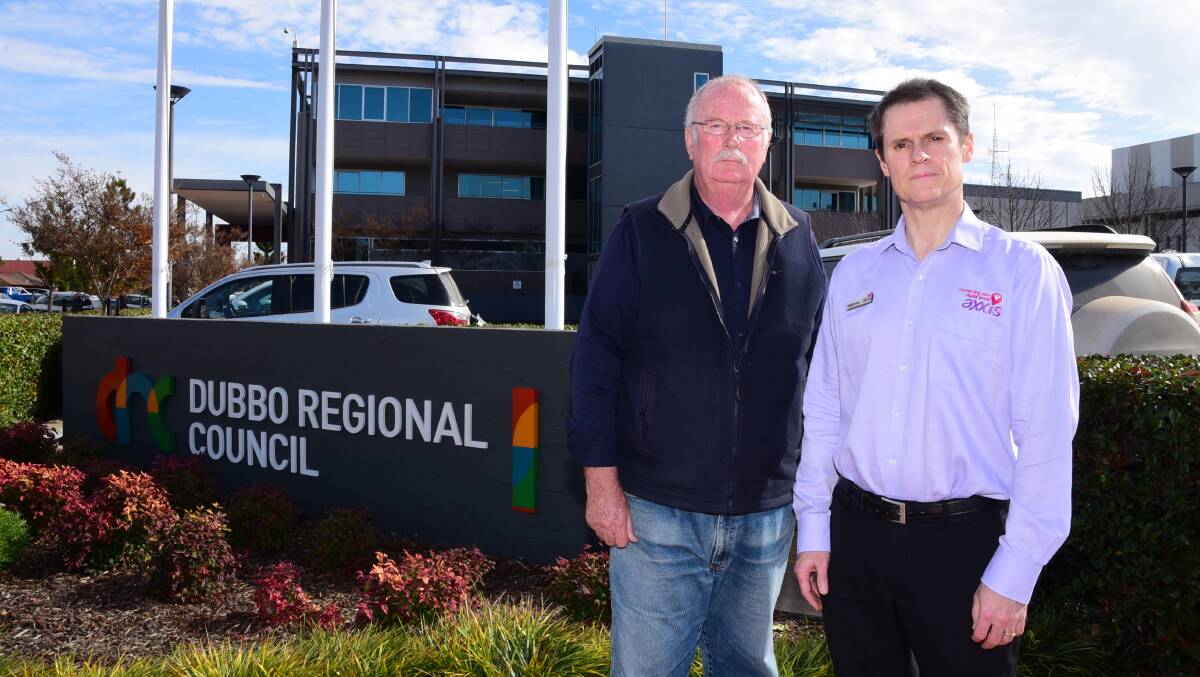 Truth time: Former mayors Allan Smith, Mathew Dickerson and Greg Matthews (not pictured) are calling on Dubbo Regional Council to hold a plebiscite. Photo: BELINDA SOOLE