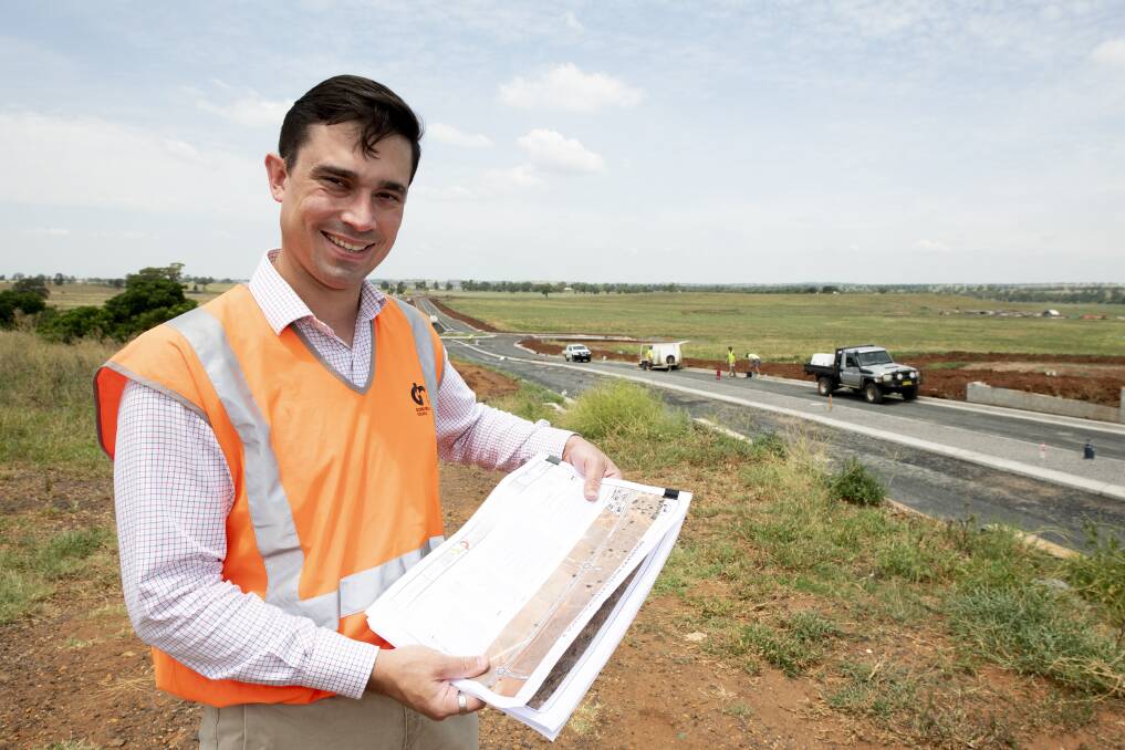 NEARING COMPLETION: Dubbo Regional Council's manager infrastructure strategy and design Chris Godfrey said the road would be worth the wait. Picture: BELINDA SOOLE