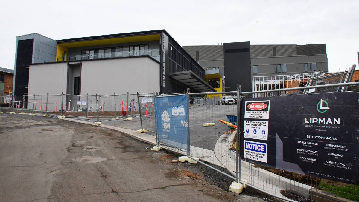 COVID RULES: A small number of workers from Greater Sydney are working on the Dubbo Hospital and Western Cancer Centre site, NSW Health Infrastructure confirmed. Photo: BELINDA SOOLE. 