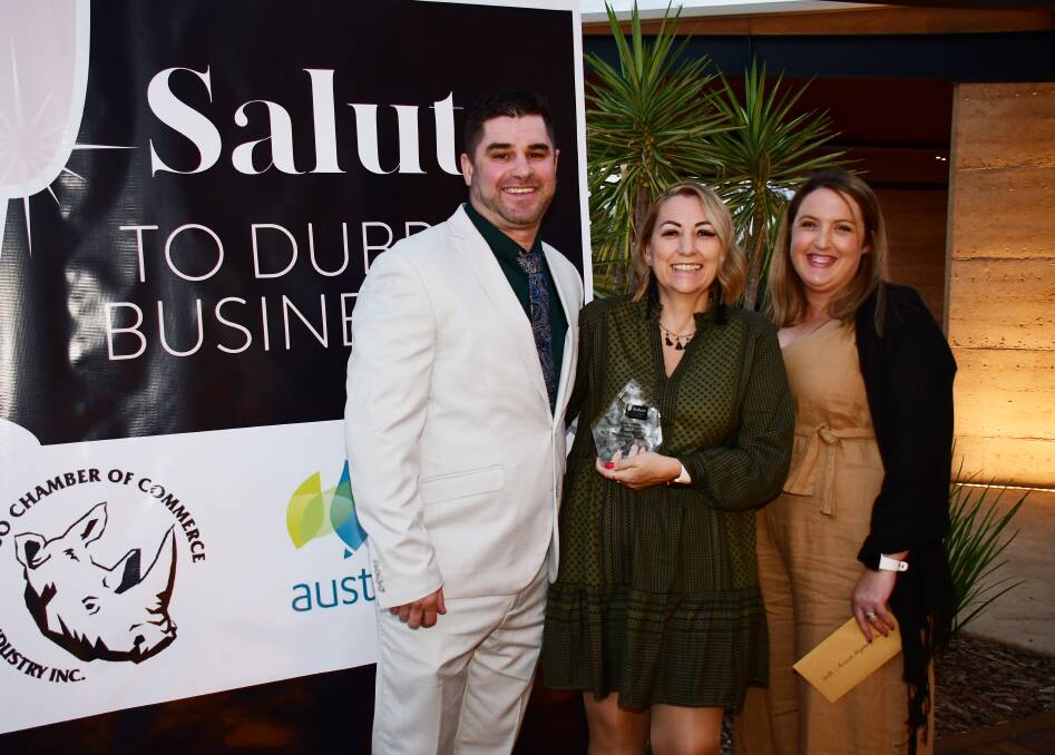 Honour: Steven and Kristy Canham receive the award for Dubbo's Favourite Hospitality Business from WIN Television's Paula Thompson. Photo: BELINDA SOOLE