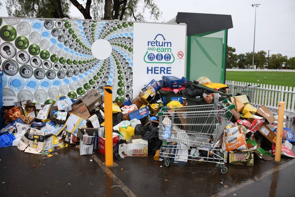 A Dubbo Regional Council spokesperson said council were disappointed with the rubbish left around the Return and Earn at Victoria Park. Photo: BELINDA SOOLE