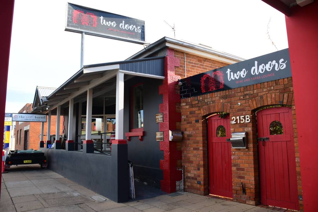 CLOSED FOR BUSINESS: The coronavirus pandemic has forced the closure of two more Dubbo businesses, Two Doors and the Red Barrel. Photo: BELINDA SOOLE