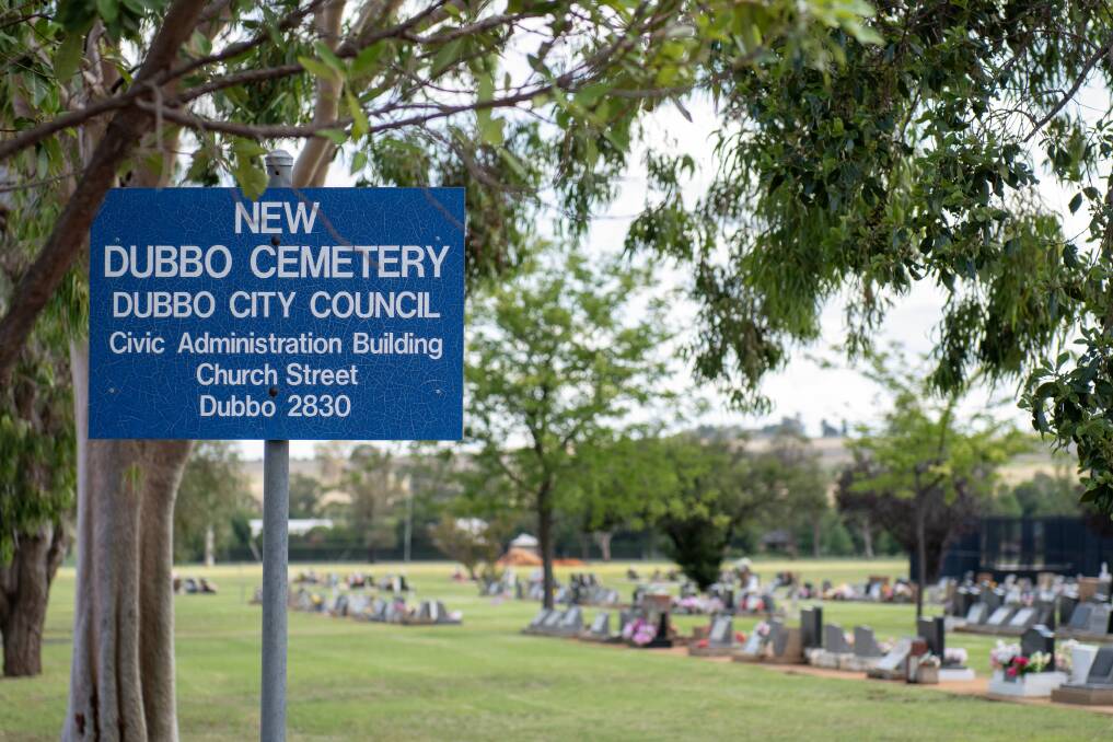 Funeral director outraged by lack of toilets at Dubbo Cemetery | Daily ...