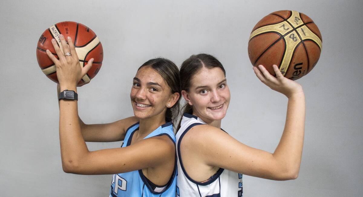 TALENTS: Millie Sutcliffe and Kiara McKeown are two of Dubbo's rising basketball stars. Picture: BELINDA SOOLE