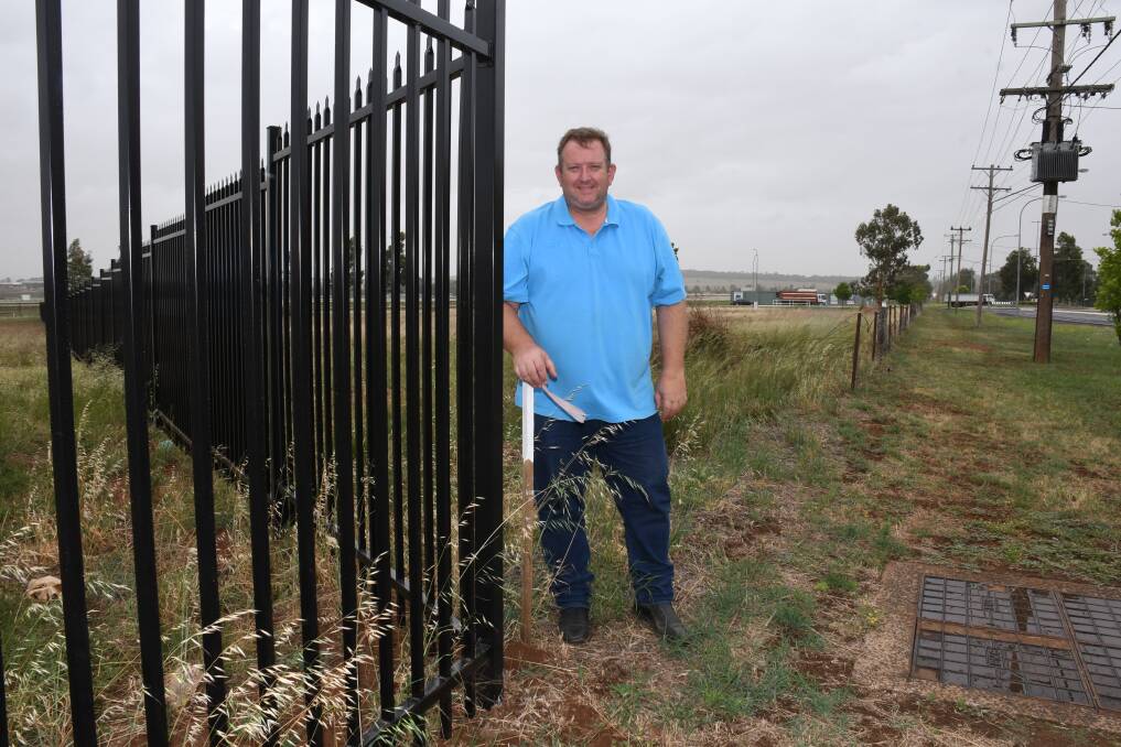 PROGRESS: Managing director of Macquarie Home Stay Rod Crowfoot has welcomed a state government grant to complete the facility's perimeter fencing and install community art. Photo: BELINDA SOOLE