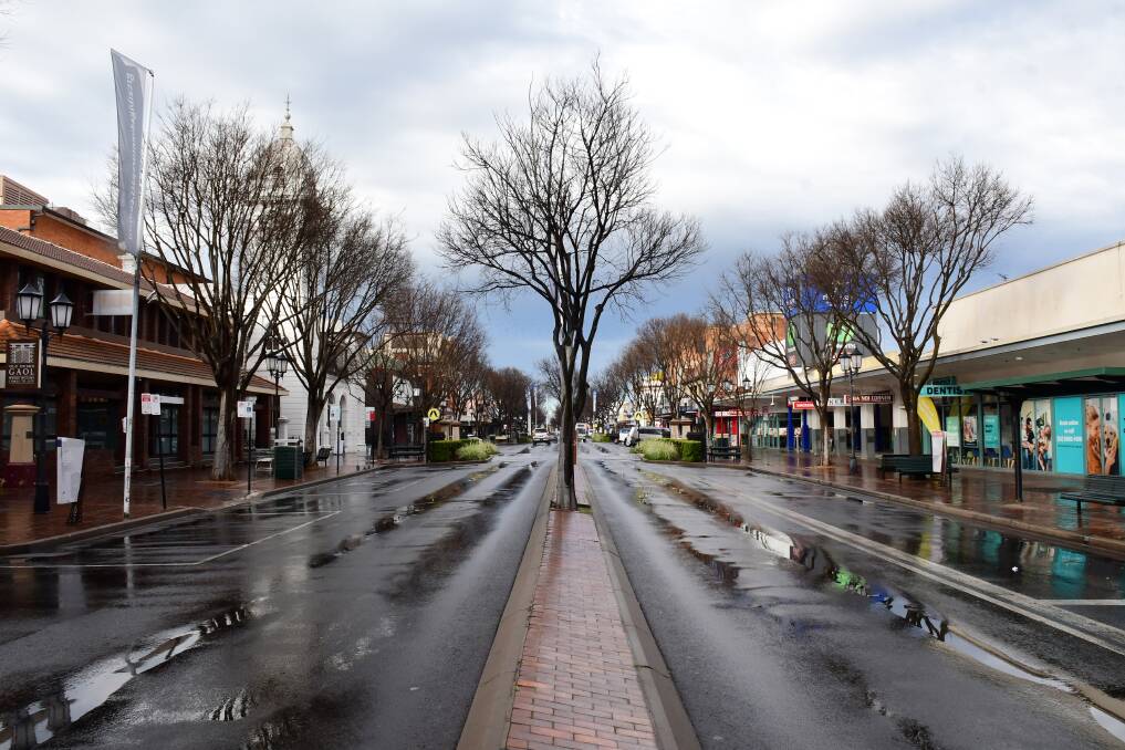 GHOST TOWN: Dubbo's main street was bare on the first morning of the COVID enforced lockdown. Photo: BELINDA SOOLE