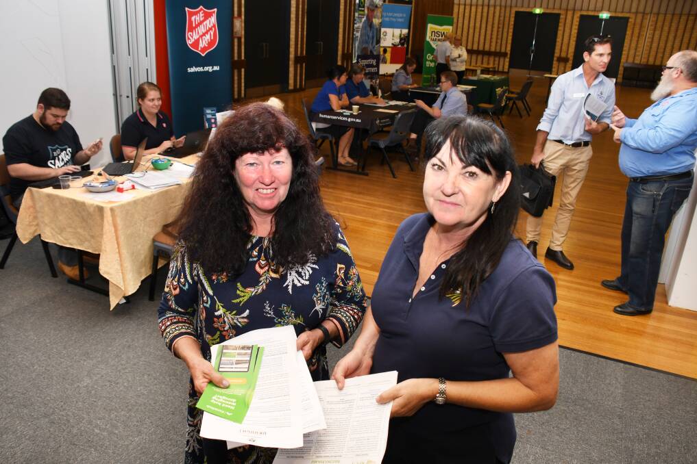 ONE-STOP SHOP: Narelle Clatworthy talks with Jennifer Jeffrey at the one-stop shop for drought support in Dubbo. Photo: BELINDA SOOLE