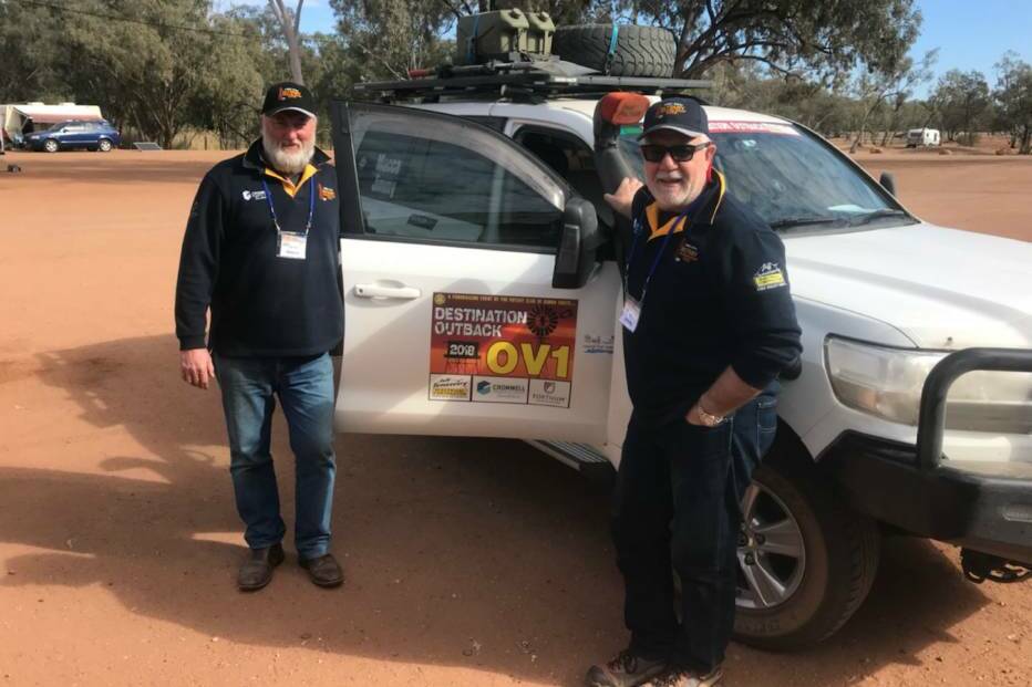 Support: President of the Rotary Club of Dubbo South Brett McCarthy with Steve James during the 2018 charity fundraiser. Photo: Supplied. 