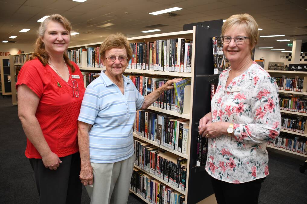Volunteer retires: Acting Libraries Coordinator Anne Barwick, with Alibeth Clatworthy and Library Services & Collections Coordinator Lindy Allan. Photo: Belinda Soole. 