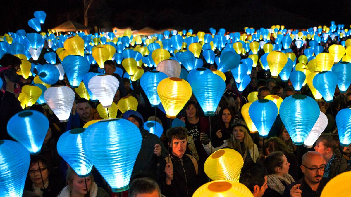 Dubbo locals who have felt the devastating impact of blood cancer are being invited to carry a lantern alongside friends and family at a special event being held at Victoria Park on Saturday. Photo: Contributed