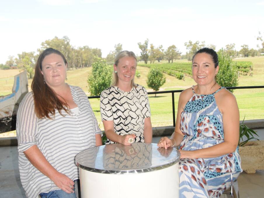 famoUS founder Rach Rathbone, together with sponsor Tanya Forster, from Macquarie Health Collective, and Rebekah Bullock are looking forward to the cocktail fundraiser at Lazy River Estate, which will help support lifeline central west. Photo: Taylor Jurd