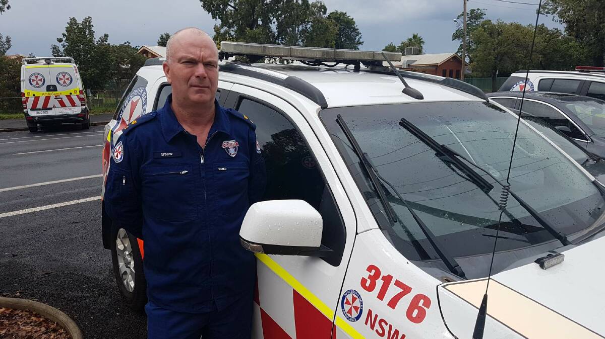HELPING HAND: NSW Ambulance zone manager superintendent Stewart Clarke is pleading with people for patience as paramedics try to protect themselves from COVID-19. Photo: SUPPLIED