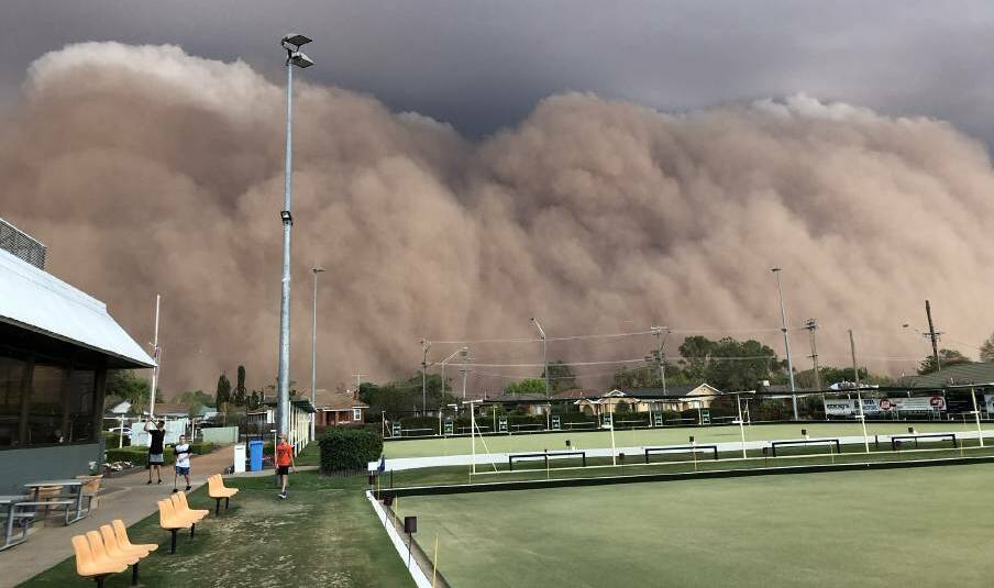 ROLLING IN: Dubbo copped a series of dust storms in late 2019 and early 2020. Photo: HEATH HARRISON.