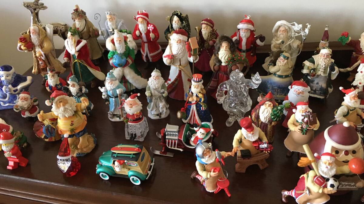 SANTA CLAUS EN MASSE: Joanne Boog has been collecting Santa Claus in all his shapes and forms for many years. Photo: Contributed.