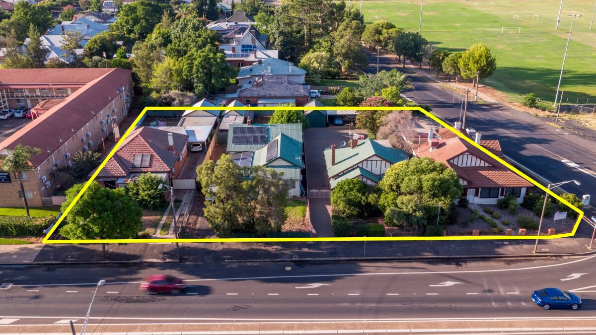 The yellow line marks the boundaries of the new development site in Cobar Street.