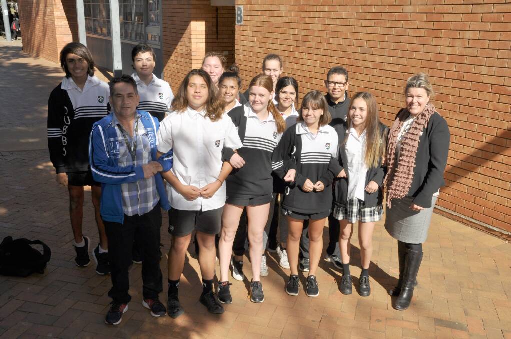 WALK: Student members of the Dubbo College South Campus Aboriginal Education Consultative Group meet with Rod Ahsee and Jacqui Thompson. Photo: Contributed