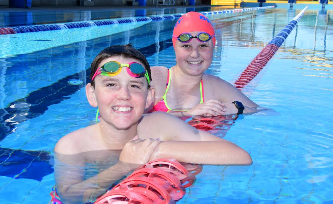 COOL: Brody and Ash Steele may return to Dubbo Aquatic Leisure Centre with 29-degree days on the way to the city. Photo: AMY MCINTYRE.