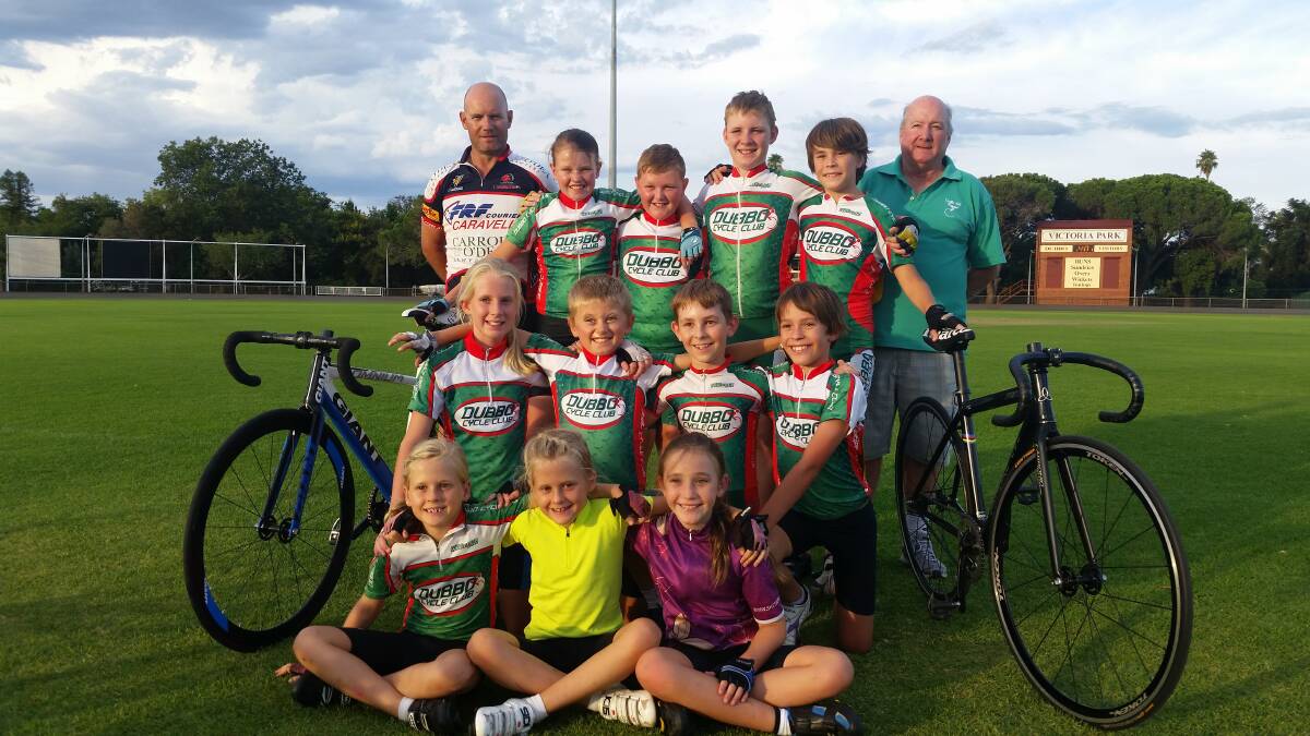 Gus Dawson (back, right) with young Dubbo Cycle Club riders.