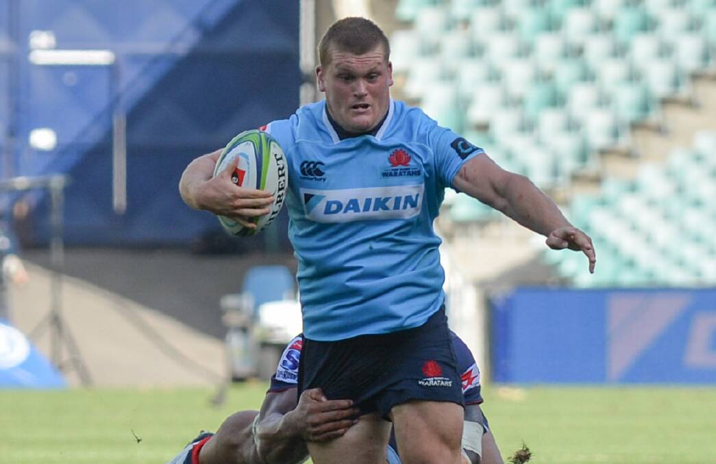 WORKING: Tom Robertson and the Waratahs face a huge challenge to keep their Super Rugby season alive. Photo: JOHN FLITCROFT
