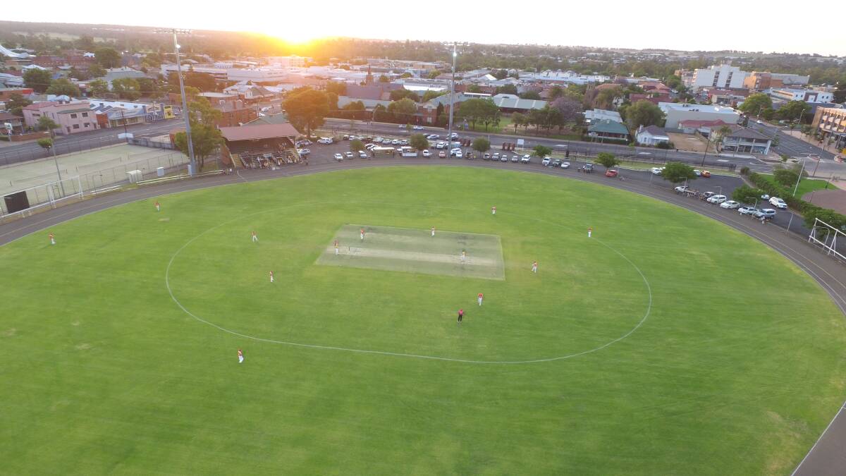 OPTIONS: Change looms for No. 1 Oval. Photo: DRONEART