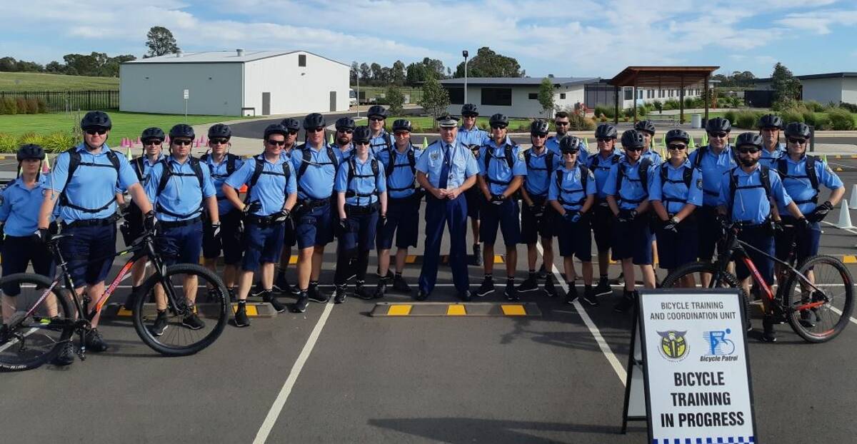 LEARNING: Officers were part of a bicycle training program in Dubbo last week. Photo: CONTRIBUTED