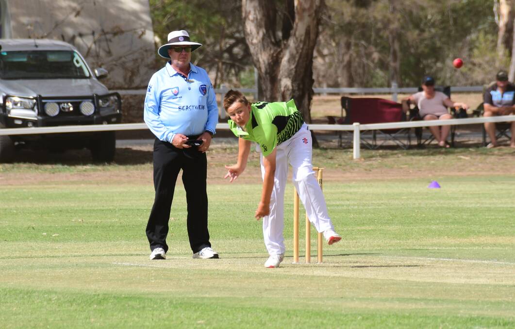 STEAMING IN: Mark Sheather of the Country Thunder South West under 13s lets one rip prior to the dust storm's arrival on Thursday. Photo: BELINDA SOOLE