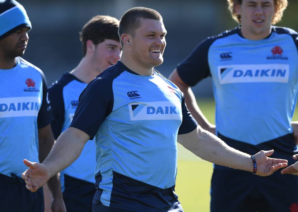 WORK: Tom Robertson is eager to get himself back into the sky blue of the Waratahs. Photo: AAP/DAVID MOIR