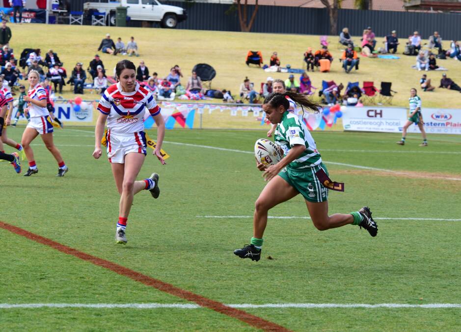 RAPID RISE: Rikka Lamb-Lane in action for CYMS in the 2017 Group 11 league tag final. Photo: BELINDA SOOLE