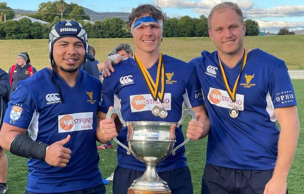 CONNECTION: Dubbo Kangaroos players Filisione Pauta, player of the final Joe Nash, and Will Archer. Photo: CENTRAL WEST RUGBY UNION