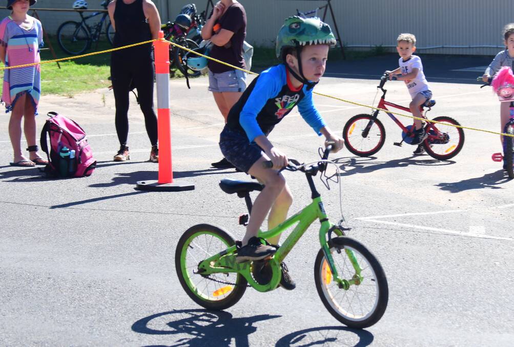 MOVING FORWARD: Timmy Peek in action during the recent first round of the junior Tri-Stars race. Picture: Amy McIntyre