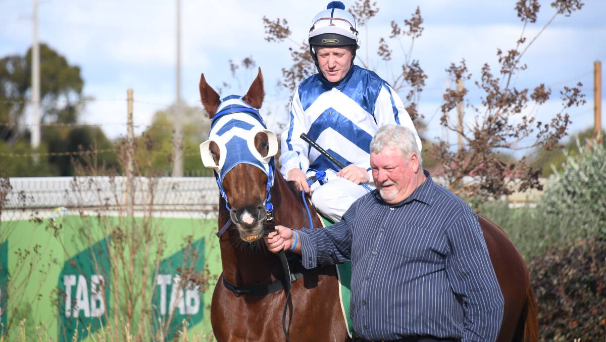 Cowra trainer Barry Wall and Deshawn, pictured at Dubbo Turf Club last month, scored a win at their home home track on Saturday. Picture: Amy McIntyre