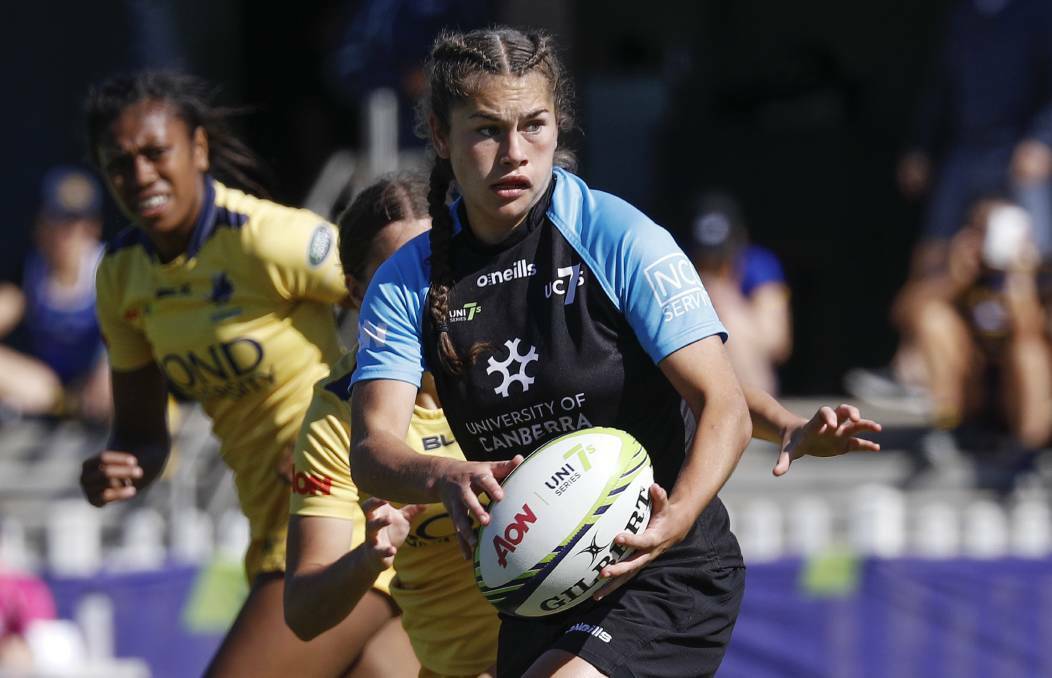 ON THE UP: LillyAnn Mason-Spice in action for the University of Canberra side during last year's AON Uni 7s competition. Photo: RUGBYAU MEDIA/KAREN WATSON