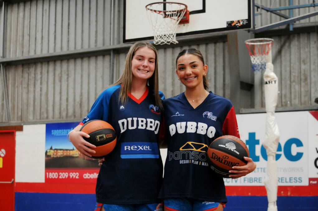 Kiara McKeown (left) and Millie Sutcliffe. Picture by Nick Guthrie